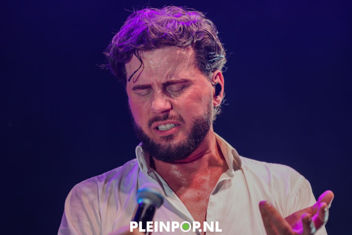 BOUKE & THE ELVIS MATTERS BAND    (49)